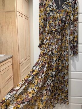 Buffalo David Bitton Floral Pleated Long Sleeve Dress